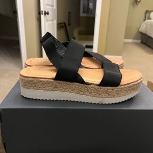 Madden Girl Bowie platform jute sandals size 8